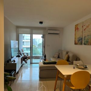 Apartamento En Venta Con Renta! Parrilero De Uso Exclusivo. Límite Pocitos Y Parque Batlle