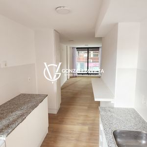 Apartamento Alquiler 01 Sync Centro Barrio Sur Al Frente Balcón