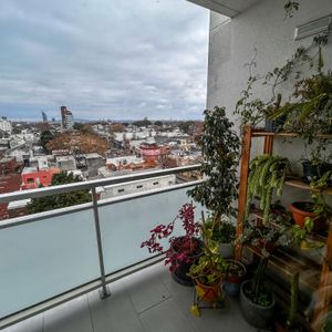 Con Gran Vista Y 2 Garages