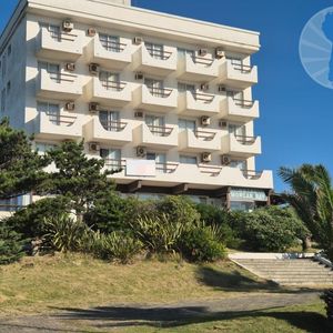Exclusivo Edificio Premium Frente Al Mar En Venta – Ex Hotel Morgan Bay | Piriápolis – Playa San Francisco: Inversión De Lujo Con Potencial Ilimitado