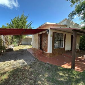Exclusiva Residencia En San Luis: Amplio Terreno Con Acceso Privilegiado Al Mar.