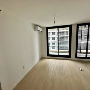 Alquiler En Malvin De 1 Dormitorio, Edificio Casi A Estrenar, Piso 15 Con Gran Vista, Terrazas, Garaje, Porteria, Salon, Gym, Etc