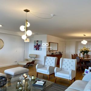 Alquiler Apartamento De Categoria 3dormitorios, Terraza Con Parrillero Y 3 Garages Frente Al Puertito De Buceo