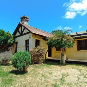 Se Vende Precioso Chalet A Metros De Rambla