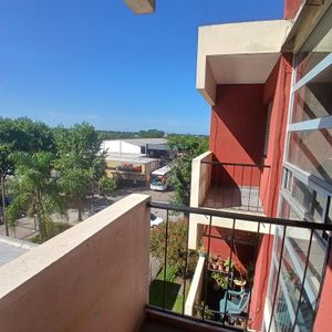 Venta De Amplio Apartamento De 4 Dormitorios En Unión