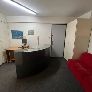 San José 871 - Oficina O Apartamento