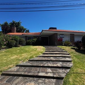 Carrasco: Ubicación Privilegiada Para Vivienda O Destino Comercial