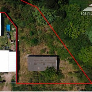 Venta Terreno De 2400 M2 Con Depósito En Las Piedras