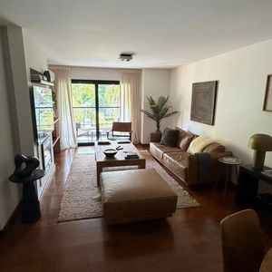 Apartamento En Carrasco 2 Dormitorios Y 3 Baños