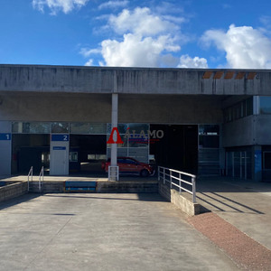 Nave Industrial Aaa De 5000m² Disponible Para Venta, Estratégicamente Situada En El Corazón De Montevideo.