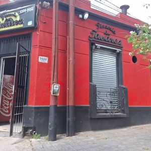 Local Comercial Y Casona En Padrón Común A Pasos De Avenida Luis A De Herrera. Oportunidad