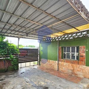 Casa En Venta De 3 Dormitorios Y Doble Garage En Nuevo París