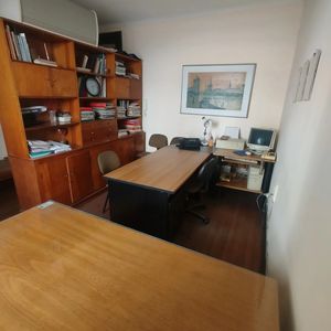 Vendo Oficina Amueblada, Ciudad Vieja.