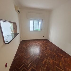 Ellauri Y Juan María Pérez , Pb Con Patio , 1 Dormitorio, Con Renta !!