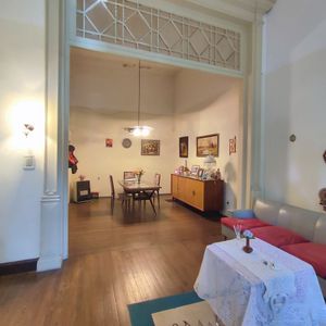 Una Casa Familiar Para Siempre...