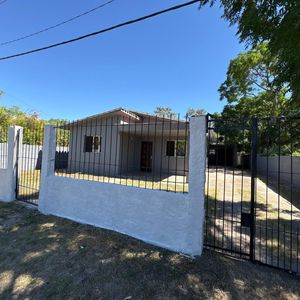 Venta En Parque Del Plata Norte 400pp