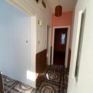 Dueña Vende. Muy Buenas Condiciones, Zona Tranquila