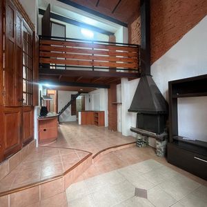 Venta Casa En Barrio Reus Con Renta, 2 Dormitorios, 2 Baños, Patio Con Parrillero Y Estufa