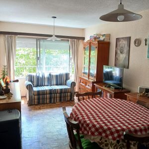 Exclusivo Apartamento Con Garaje Privado: Confort Y Estilo En Ubicación Privilegiada