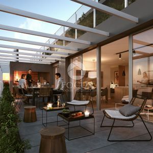Venta Apartamento Penthouse 3 Dormitorios, 2 Baños Y Terraza Con Parrillero En Tres Cruces