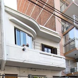 Vendo Casa Ph Independiente De Altos, 3 Dorm. Pocitos.