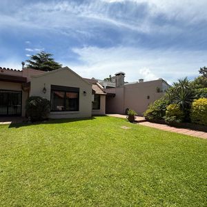 Venta Casa 3 Dormitorios 3 Baños Carrasco Colegios Piscina Barbacoa Acepta Banco