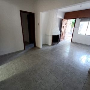 Casa 2 Dorm, Estufa Leña. Jardín Y Patio, Parrillero!  Garage!