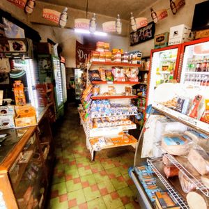 Inversión Estratégica: Venta De Llaves De Almacén Con Rentabilidad Mensual Del 20% .