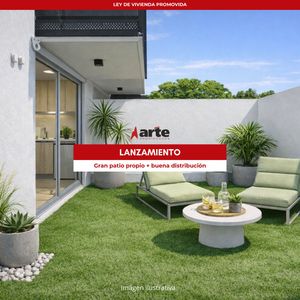 Venta De Apartamento Monoambiente En Barrio Sur Con Gran Patio Propio