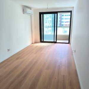 Venta Apartamento Mono Ambiente Multiuso Con Terraza