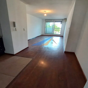 Alquiler Apartamento 1 Dormitorio En Cordón! Balcón Al Frente Y Terraza.
