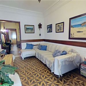 Casa 5 Dormitorios, 2 Baños, Garaje Y Barbacoa