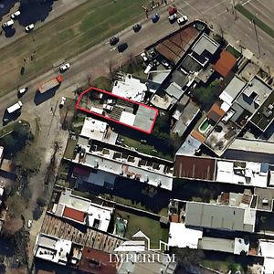 Exclusivo Terreno Con Mejoras En Ubicación Privilegiada, 410 M² De Potencial Inigualable.
