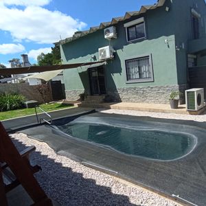 Hermosa Casa Esquina En San Luis