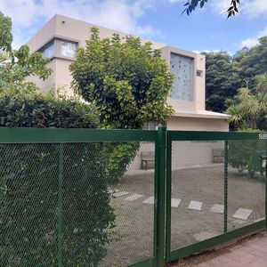 Muy Buen Inmueble De 4 Dormitorios, 3 Baños, Barbacoa, Muy Buen  Terreno