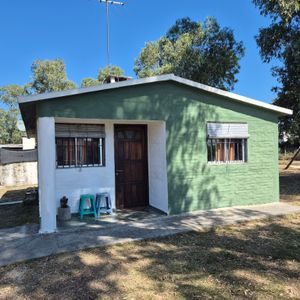 Casa Proxima Bus, Escuela Y Servicios,