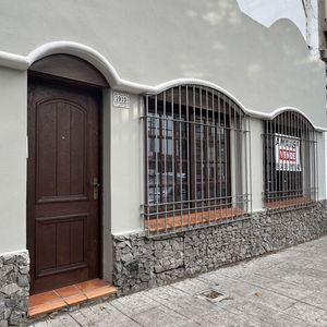 Casa En Calle Tranquila, Ph Planta Baja Con Azotea