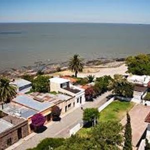 Oportunidad Casa Para Reciclar En Centro Colonia