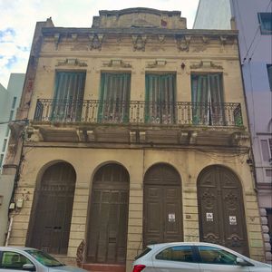 Casona A Reciclar En Ciudad Vieja