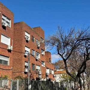 Alquiler De Apto Dos Dormitorios Amoblado En La Blanqueada