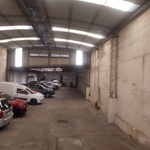 Venta De Galpon, Garage/ Parking En Buceo