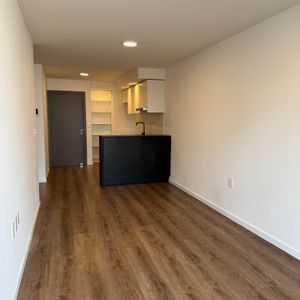 Alquiler Apartamento De Un Dormitorio Y Medio Con Terraza En Cordón