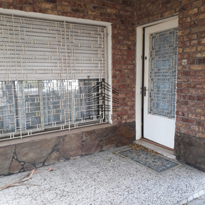 Venta Casa 3 Dormitorios Con Cochera. Belvedere