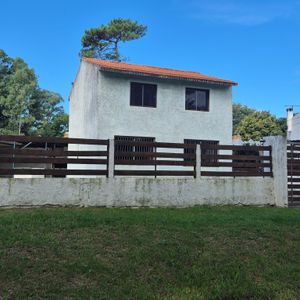 Casa Proxima A La Playa  Con Piscina En Costa Azul