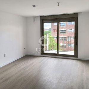 Venta Apartamento Monoambiente Con Terraza Al Frente En Parque Batlle