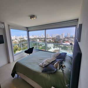 Apartamento En Alquiler Invernal En Punta Del Este Sobre Roosvelt