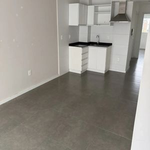 Estrena Hoy En Malvín: Exclusivo Apartamento De Un Dormitorio Sobre La Prestigiosa Avenida Rivera, Una Oportunidad Imperdible.