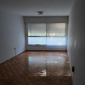 Hermoso Apartamento En Alquiler En Pocitos