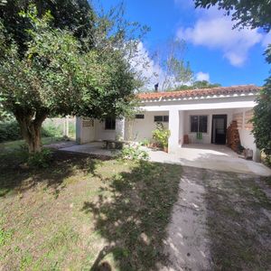 Venta En Parque Del Plata A 1 Cuadra De Ruta Interbalnearia 563pp
