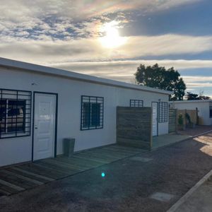 Alquiler Encantadora Casa De 2 Dormitorio En Alquiler En Lagomar Sur
